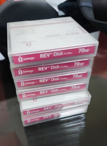 Lot de 6 disques de sauvegarde Iomega REV (2x120Go + 4x70Go) - Vintage